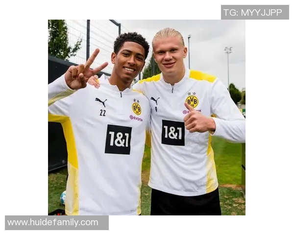 阿雅克与尼姆的激烈对决揭示法甲新赛季的竞争格局与球队实力分析