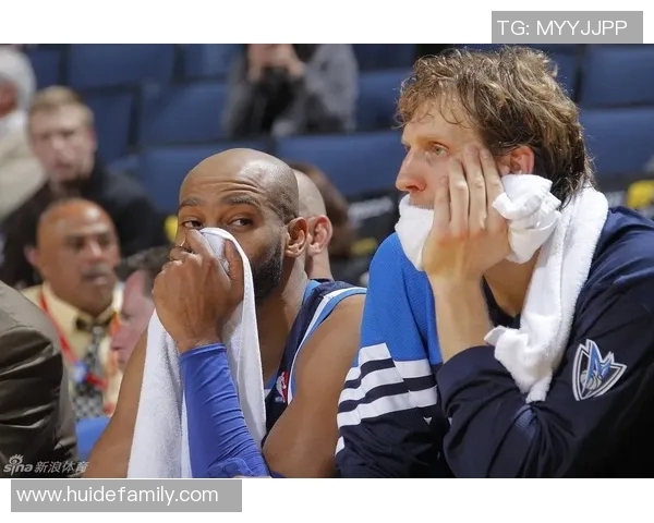 勇士与小牛黑八对决精彩视频回顾与分析