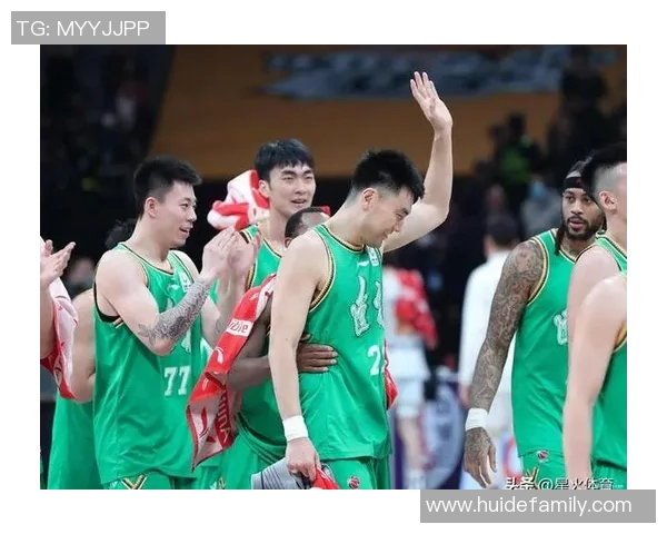 辽宁队迎战客麦隆队全力争胜展现中国足球新风貌