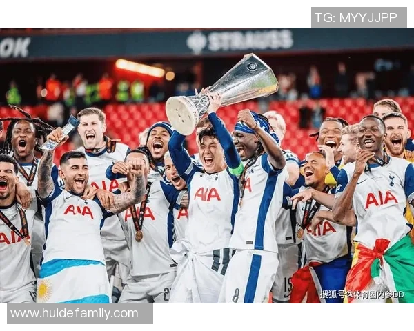 孙兴O的足球传奇之路：从青涩少年到世界瞩目的超级明星